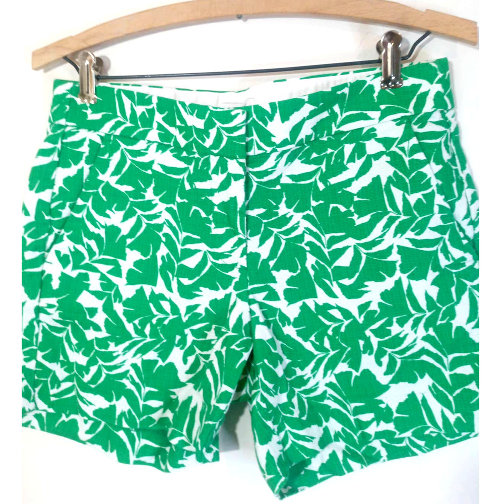 J. Crew Women Sz 0 Green White Leaf Tropical Print Shorts Preppy Boho Summer - Picture 2 of 8